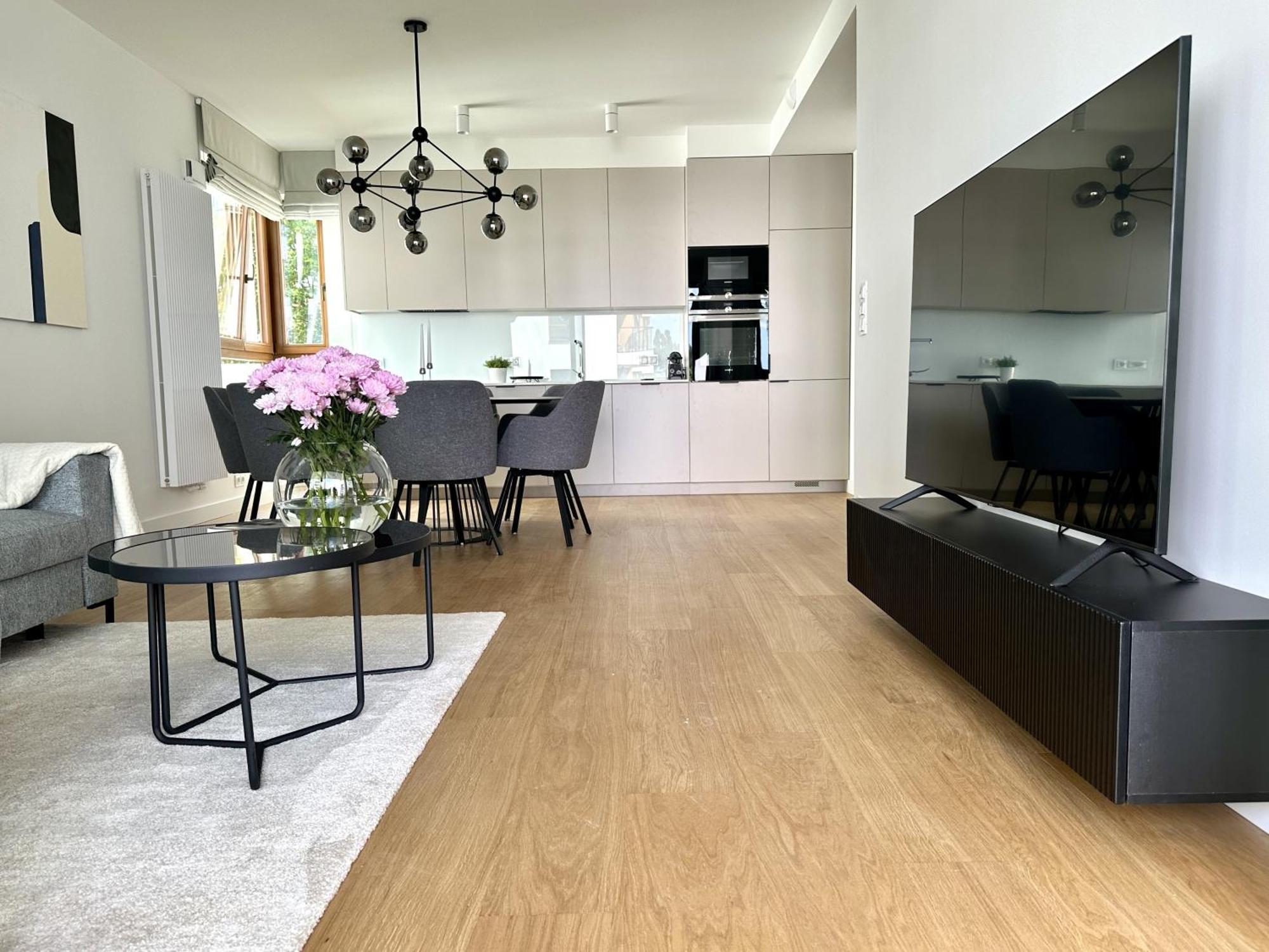 Apartament Wola Ludwiki With Parking And Terrace By Renters Prestige Warszawa