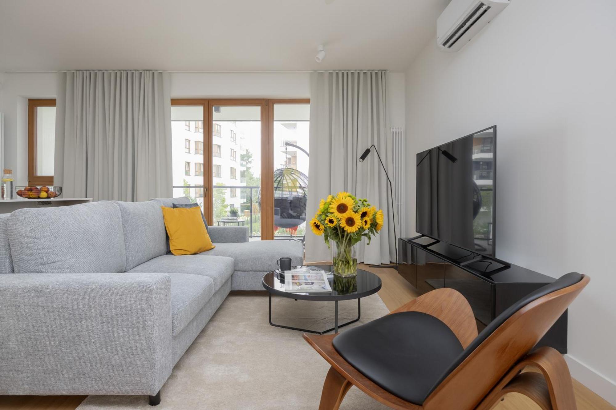 Wola Ludwiki With Parking And Terrace By Renters Prestige Apartament