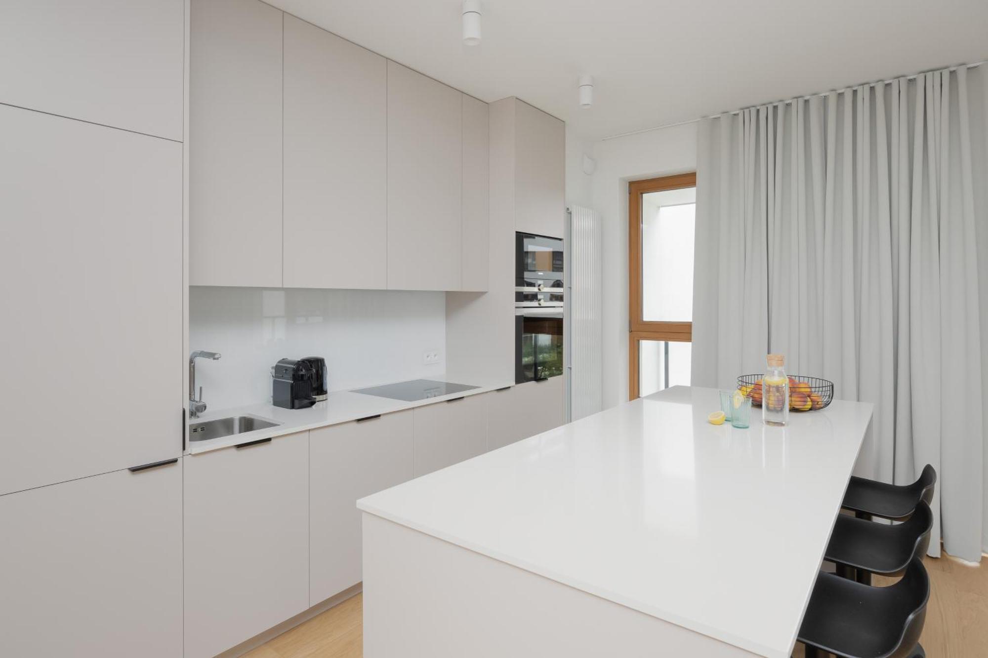 Wola Ludwiki With Parking And Terrace By Renters Prestige Apartament Warszawa