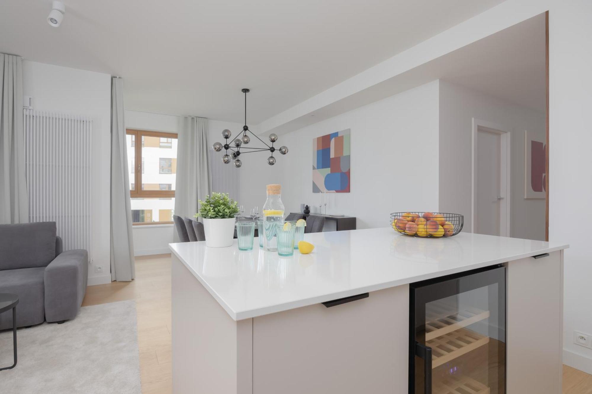 Wola Ludwiki With Parking And Terrace By Renters Prestige Apartament *