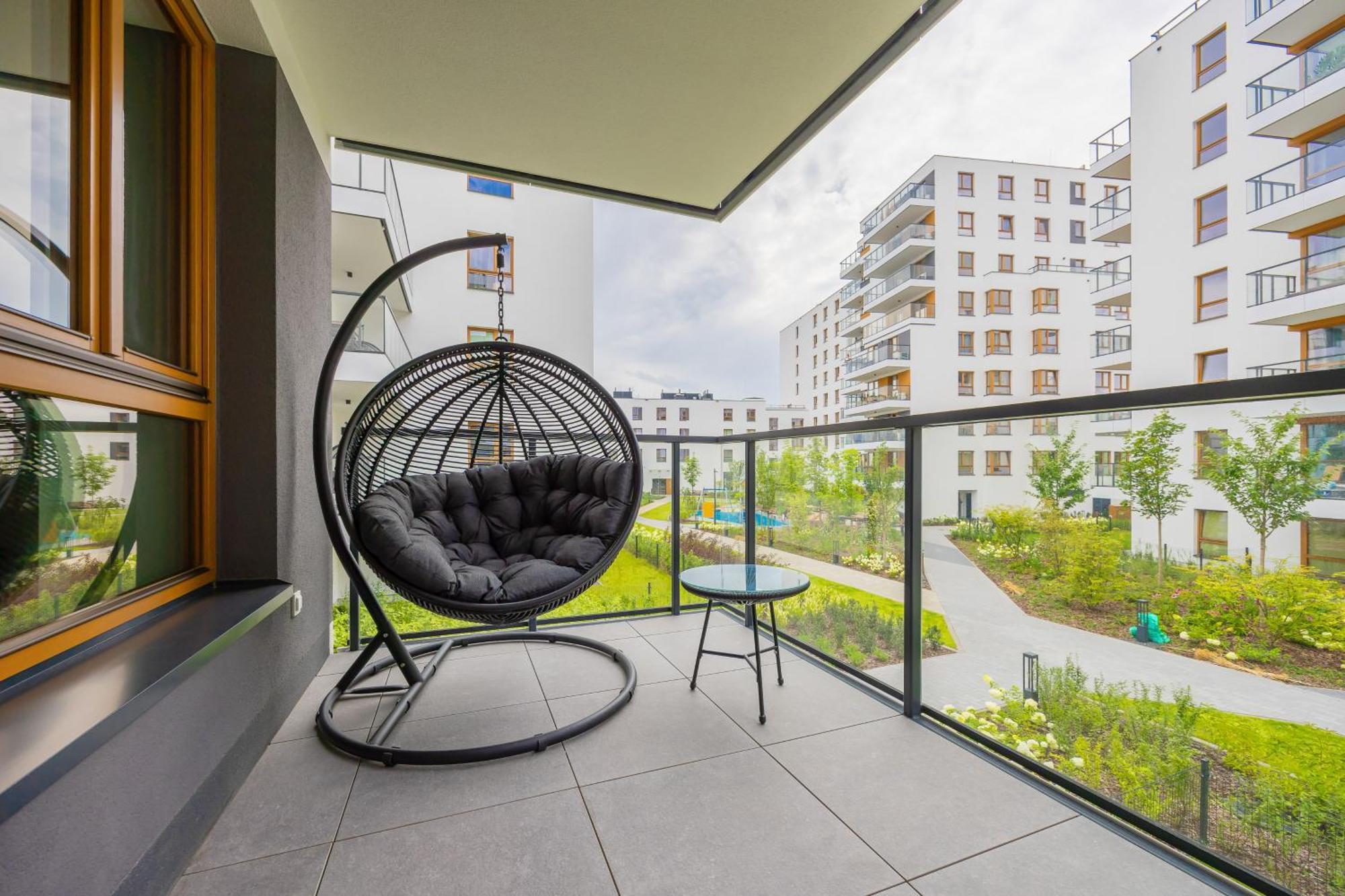 Wola Ludwiki With Parking And Terrace By Renters Prestige Apartament *